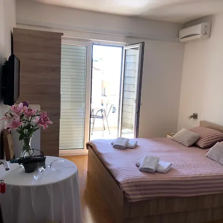 Apartamento Nada Makarska