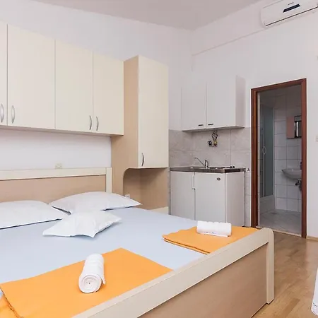 Apartman Nada *