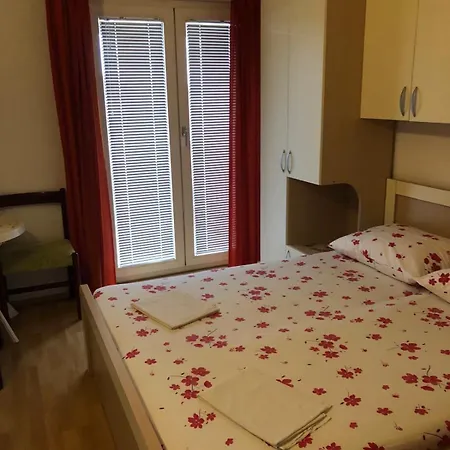 Apartman Nada *