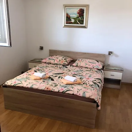 Nada Apartman *