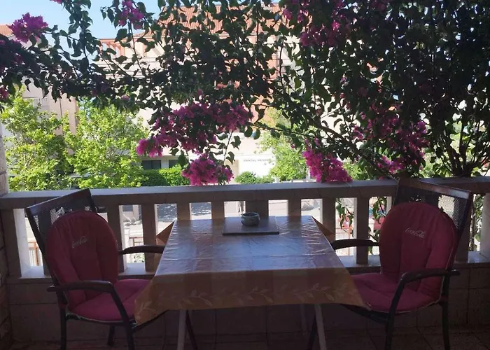 Nada * Makarska
