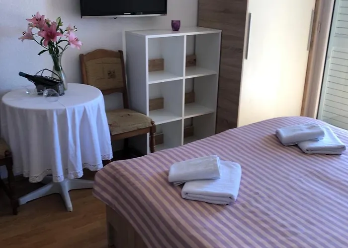 Nada Apartamento Makarska